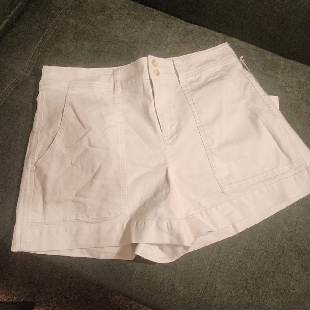 A New Day Women's Cream Shorts